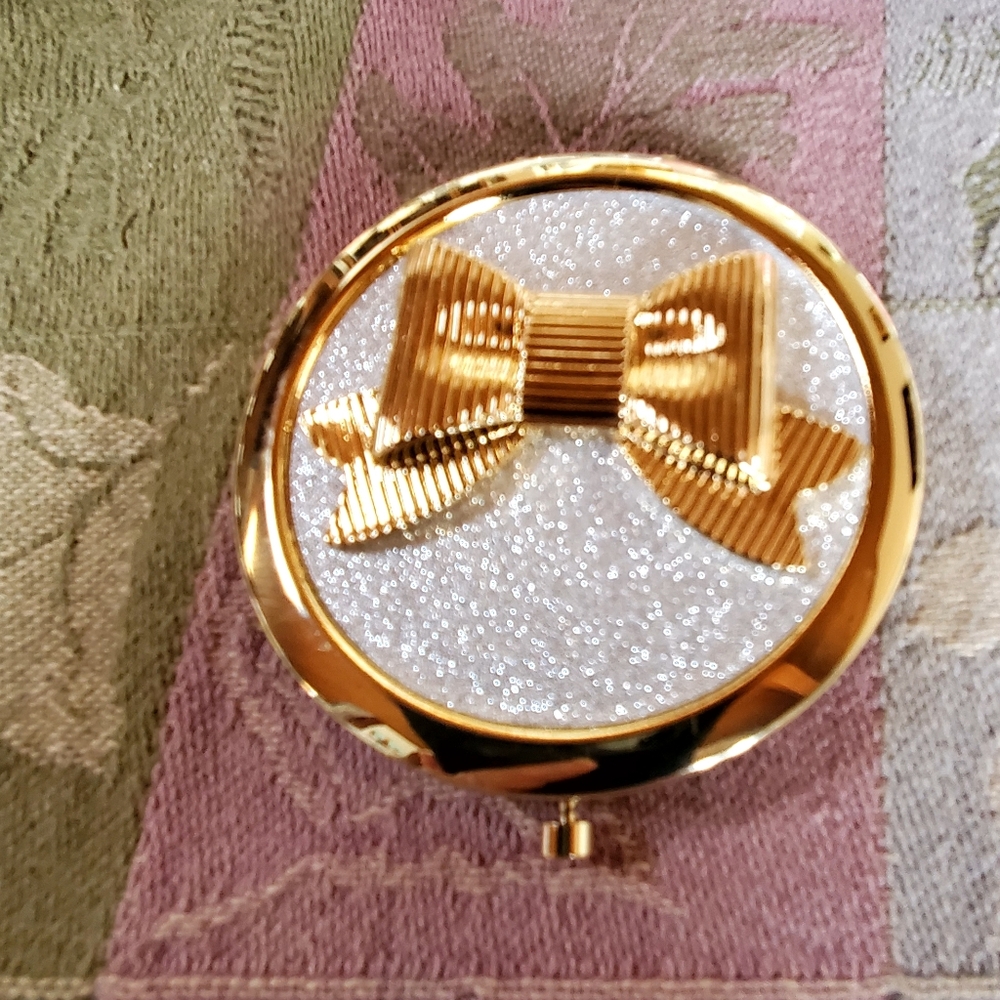 Metal GOLD Bow Blink COMPACT MIRROR